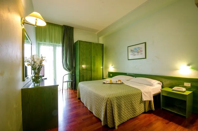 غرفة قياسية بسرير كوين، Hotel Meeting Santacroce 3/4