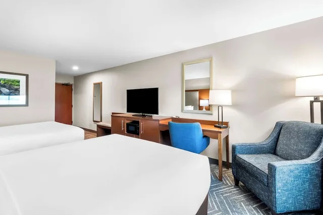 غرفة قياسية بسريرين كوين، Comfort Inn and Suites Mountain Iron And Virginia 7/10