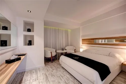 Room, Double Bed, No Balcony، The Ciao Stelio Deluxe Hotel - Adults Only 1/2