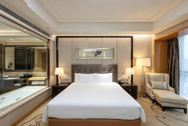 غرفة تنفيذية بسرير كينج، Wanda Realm Zhangzhou 3/8