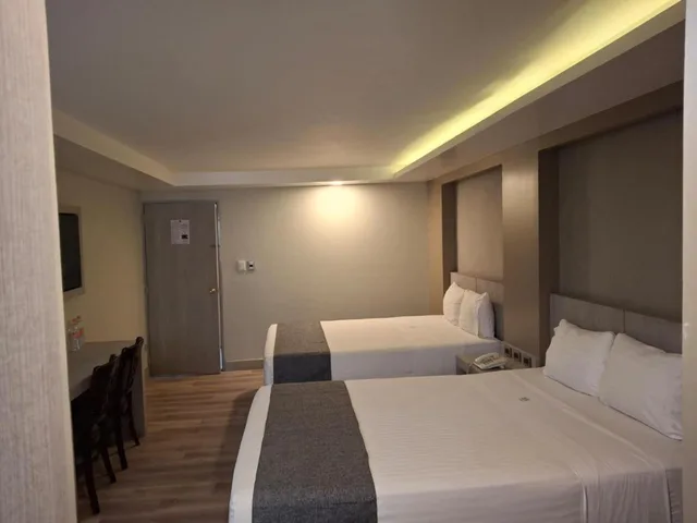 غرفة قياسية بسريرين مزدوجين، Hotel el Senador 2/7