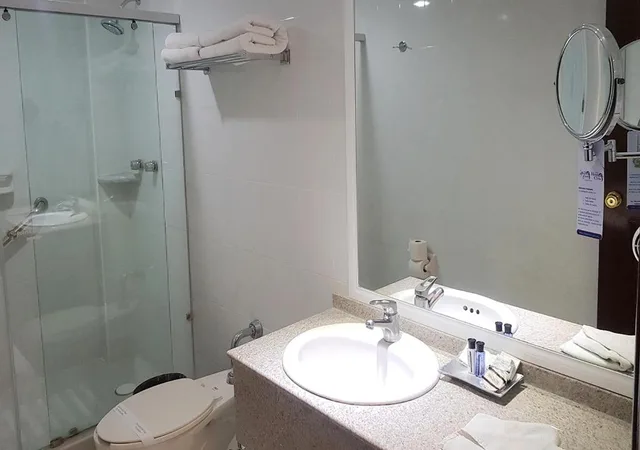 غرفة بسريرين منفصلين بإطلالة، Hotel Ciros 3/3