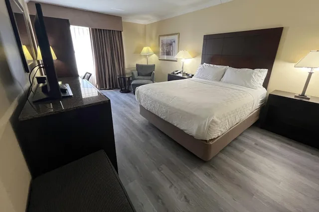 غرفة قياسية بسرير كوين، Quality Inn Saint-Jean-sur-Richelieu 5/10