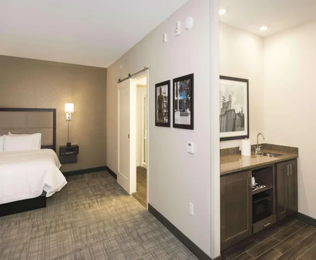 Junior Suite, Studio, King Bed, Accessible، Hampton Inn Suites Minneapolis University Area Mn 1/4