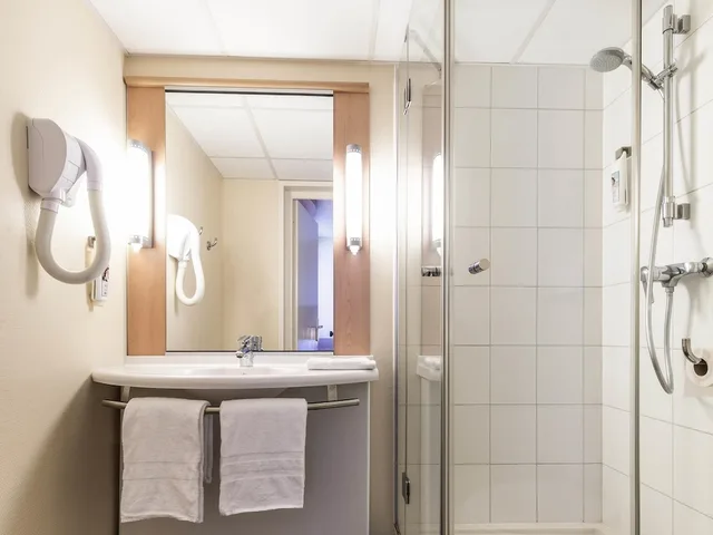غرفة قياسية بسرير مزدوج، Ibis Issoire 9/10