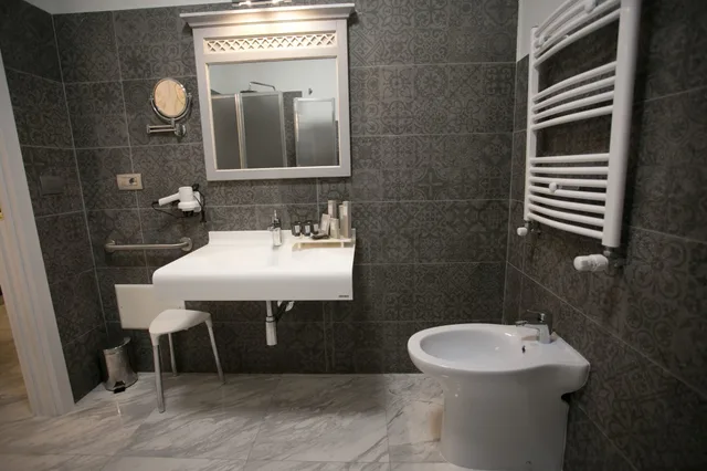 غرفة قياسية بسرير مزدوج، Hotel Colomba D' Oro - Tropea 1/1