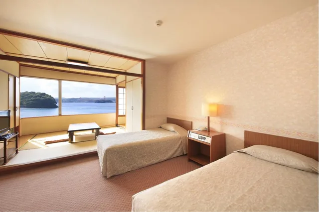 غرفة يابانية غربية بسريرين منفصلين وفرشتي فوتون، Hirado Kaijyo Hotel 2/2