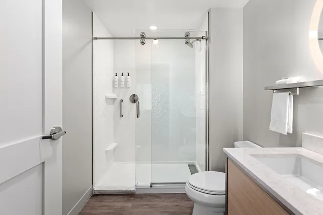 جناح بسرير كينج بغرفة نوم واحدة، TownePlace Suites by Marriott Cape Canaveral Cocoa Beach 4/5