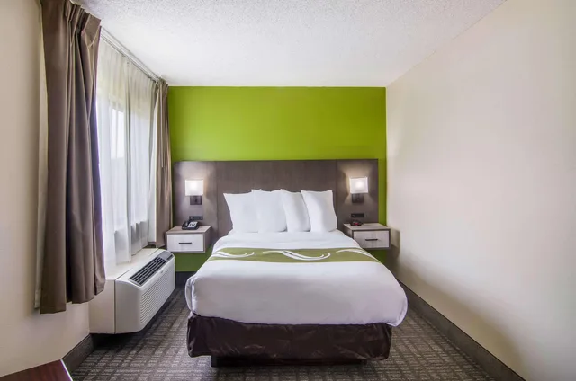 غرفة بسرير مزدوج، Quality Inn near University of Mobile 2/6