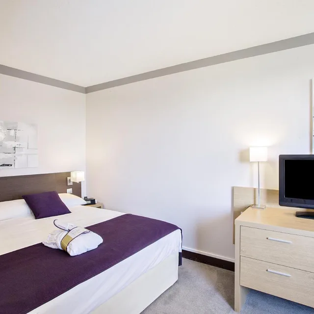 جناح جونيور، Mercure Toulouse Aeroport Golf De Seilh 1/5