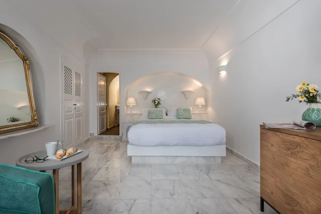 جناح جونيور بسرير كوين، Anteliz Suites 1/2