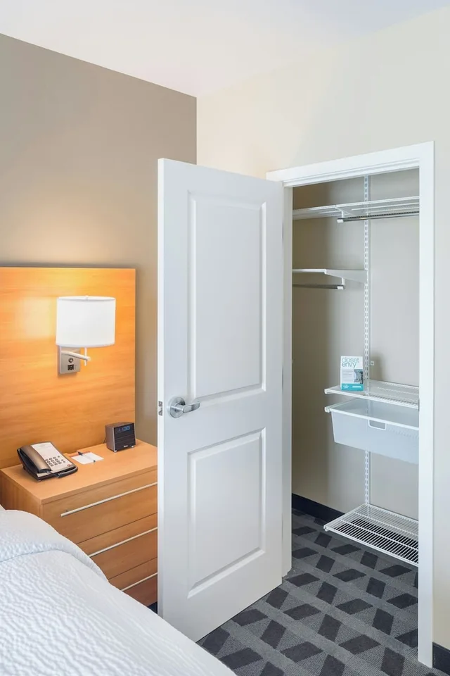استوديو بسرير كينج مع أريكة، Towneplace Suites Portland Vancouver 7/7