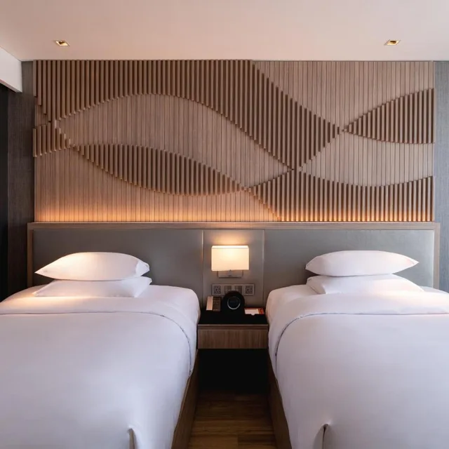 Studio, Double Bed, Lagoon View، Courtyard Phnom Penh 4/5