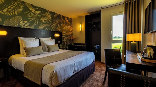 غرفة سوبيريور بسرير كوين، HOSTELLERIE D'AUSSOIS 2/6