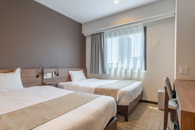 غرفة بسريرين منفصلين، Hotel Sanrriott osakahommachi 1/4