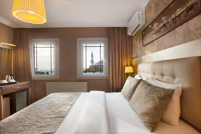 Standard, Double Bed, Sea View, Sultanahmet Inn Hotel 2/3