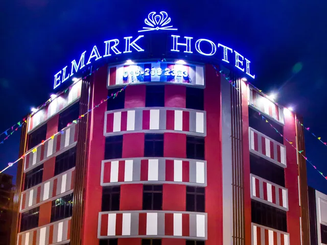 Superior, Double Bed, No Window, Elmark Hotel Johor 2/2