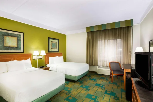 Room, 2 Double Beds, Bathtub, Accessible, Fairfield by Marriott Inn & Suites Austin West 3/9