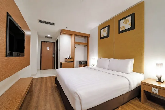 غرفة ديلوكس بسرير كوين، Grand Tjokro Yogyakarta 2/2