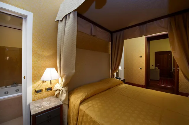 Imperial, Suite, Queen Bed، Grand Hotel Piazza Borsa 1/2
