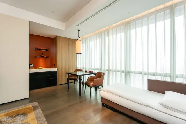 غرفة ديلوكس بسريرين منفصلين مع أريكة، Grand Hyatt Changsha 2/3