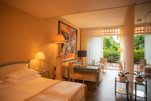 Garden، GRAND HOTEL VILLA CASTAGNOLA 1/3