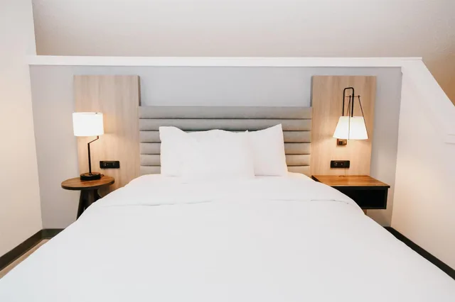 Deluxe, Penthouse Suite, Multiple Beds, Hawthorn Suites By Wyndham Tinton Falls 4/5
