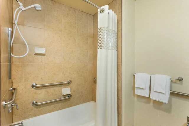 غرفة بسريرين مزدوجين لذوي الإعاقة، Hampton Inn & Suites Pharr, TX 5/5
