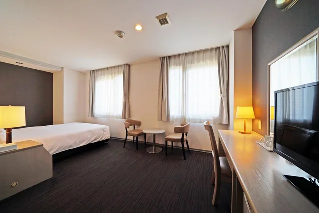 غرفة ديلوكس بسرير مزدوج للمدخنين، Chisun Hotel Kamata (ex Vista Kamata Tokyo) 3/4