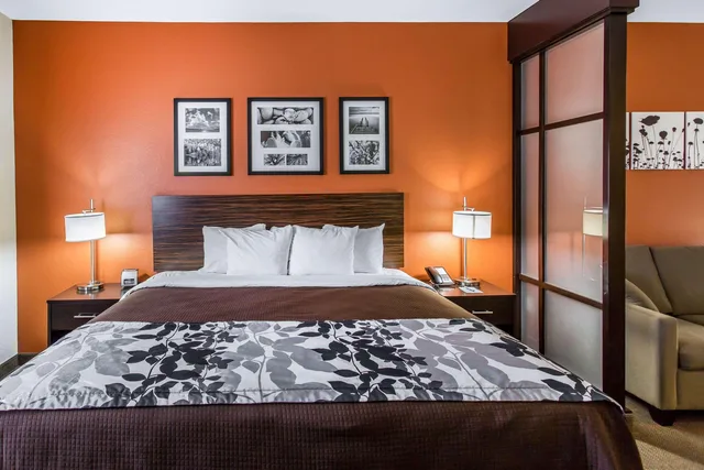 جناح لذوي الإعاقة، Sleep Inn & Suites Lubbock West 1/2