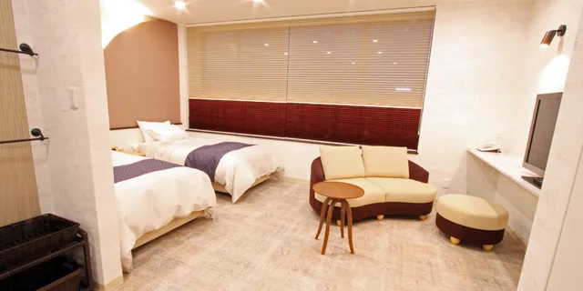 غرفة قياسية بسريرين منفصلين في المبنى الرئيسي، Seiko Grand Hotel 1/1