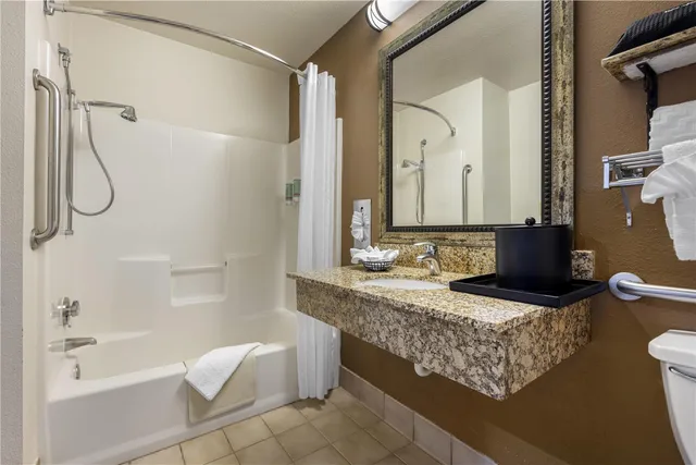 غرفة بسرير كوين لذوي الإعاقة، Best Western Woodburn 4/4