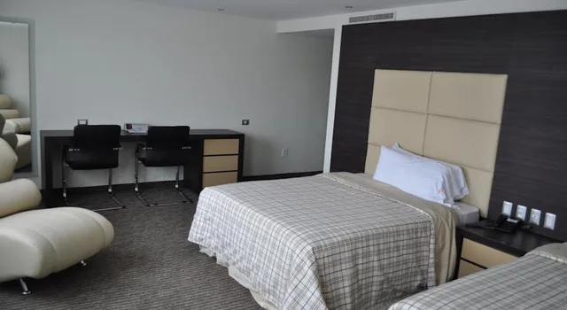 غرفة بسريرين كوين، Hotel Astor Mexico City 2/2