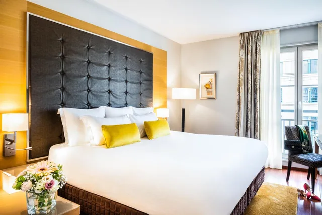 غرفة بريميوم تنفيذية بسرير كينج، Relais Spa Val d Europe 1/1
