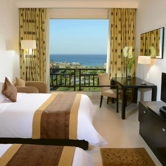 غرفة كلاسيكية بسرير فردي بإطلالة على البحر، Movenpick Resort El Sokhna 7/10