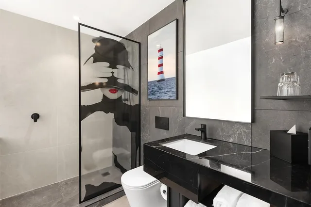 غرفة بريميوم بسرير كينج، Radisson RED Auckland 7/10