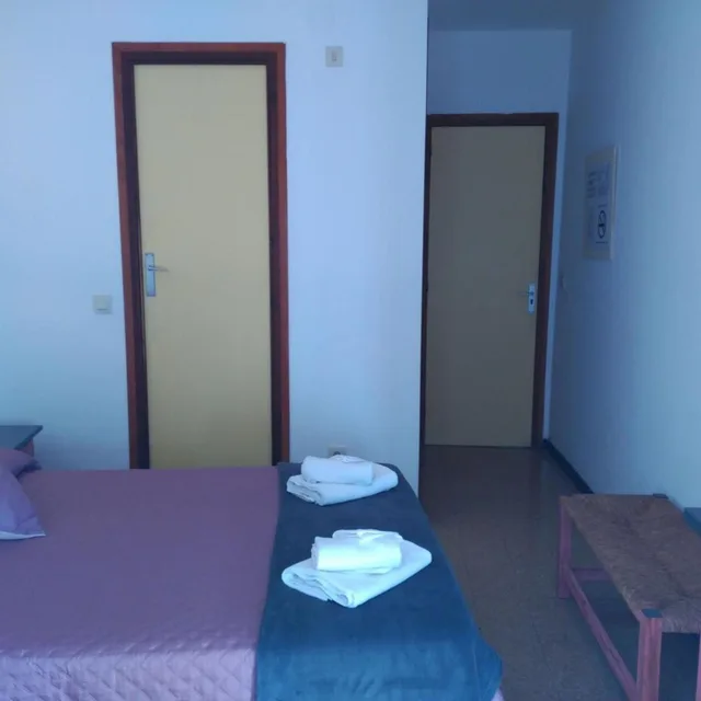 Interior, Economy, Double Bed, Miami Hotel 7/7