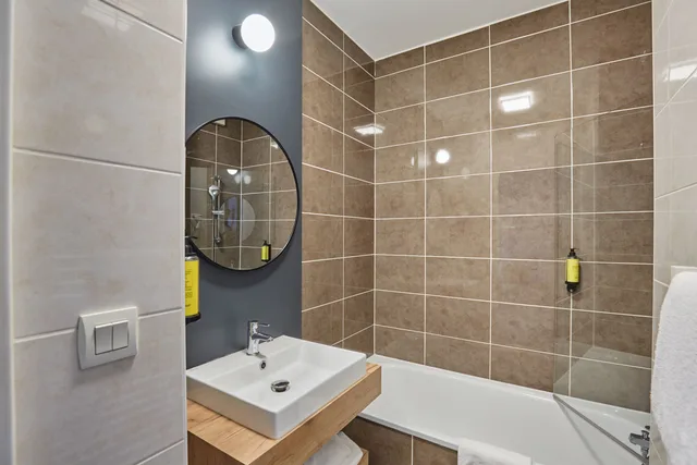 2 Bedrooms, Suite, Odalys City Bioparc Lyon Est 5/7