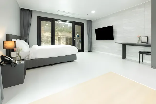 جناح ركني، Miami Hotel Jeongseon 2/2