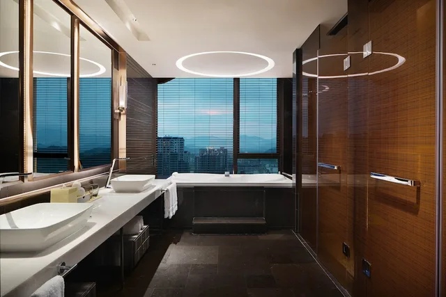 جناح جونيور بسرير كينج، Sheraton Yunfu Xinxing Hotel 5/6