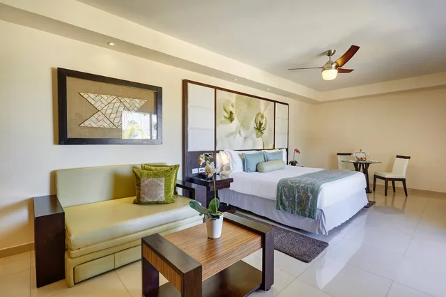 غرفة فاخرة بسريرين كوين، Hideaway at Royalton Punta Cana, An Autograph Collection All-Inclusive Resort & Casino, Adults Only 9/10