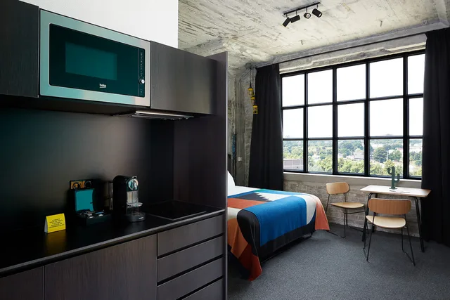 Studio De Luxe, The Social Hub Maastricht 3/5