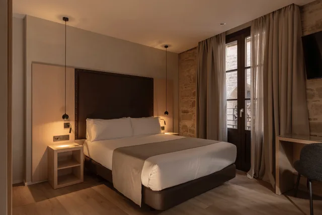غرفة سوبيريور مفردة، Gran Hotel Barcino 4/10