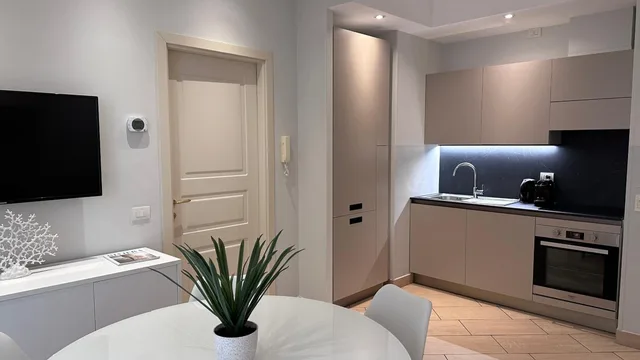 شقة تنفيذية بغرفتي نوم، Residence Charming Apartments 9/10