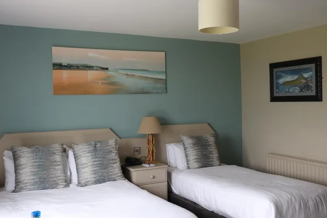 Room, Triple, Terrace, Causeway Hotel 1/6