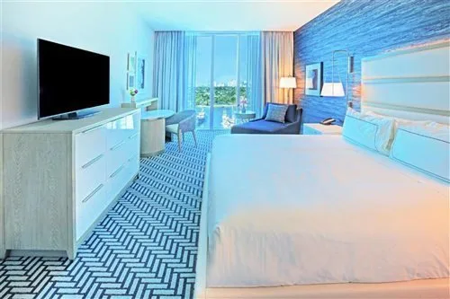 غرفة بسرير كينج، Hotel Maren Fort Lauderdale Beach Curio Collection By Hilton 1/2