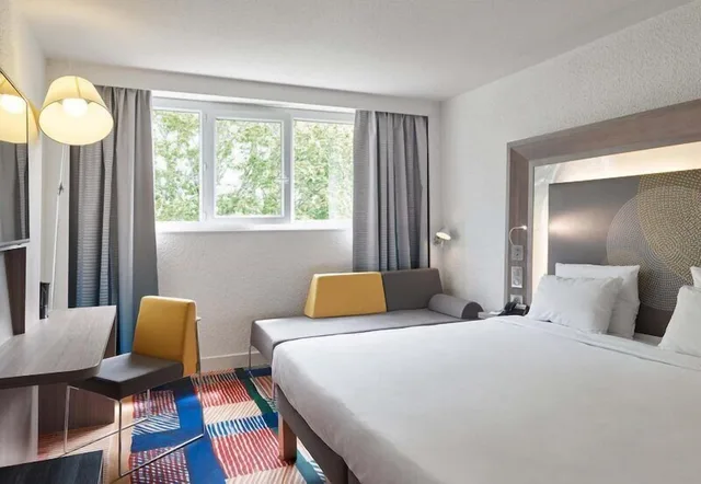 غرفة قياسية بسرير مزدوج، B&B Hotel Cergy Port 4 Stars 1/4