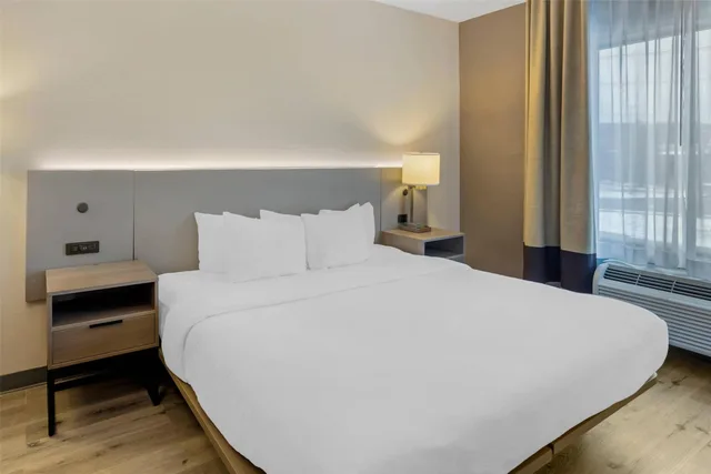 جناح بسرير كينج، Comfort Inn & Suites Sayre, PA 3/6