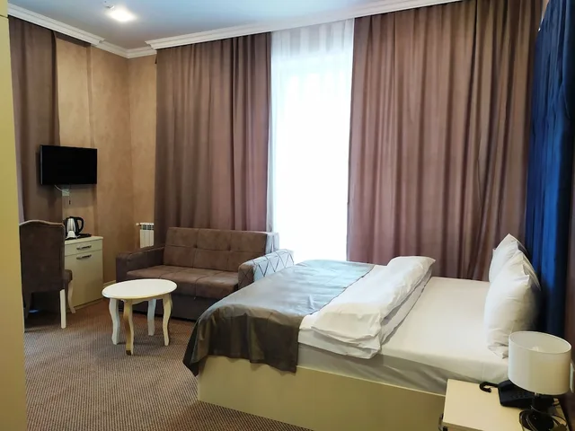 غرفة سوبيريور ثلاثية بسريرين منفصلين بإطلالة على المدينة بغرفة نوم واحدة، The Clocktower Hotel 7/10