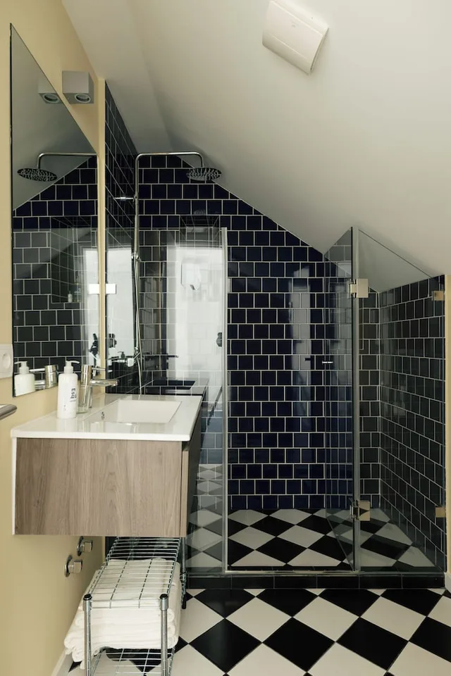 جناح بريميوم بسرير كينج بإطلالة على المدينة بشرفة مع أريكة، Esqina Urban Lodge 4/5